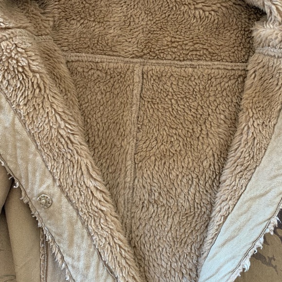 SaoPaulo Long Brown Coat With Faux Fur Lining - Picture 5 of 6